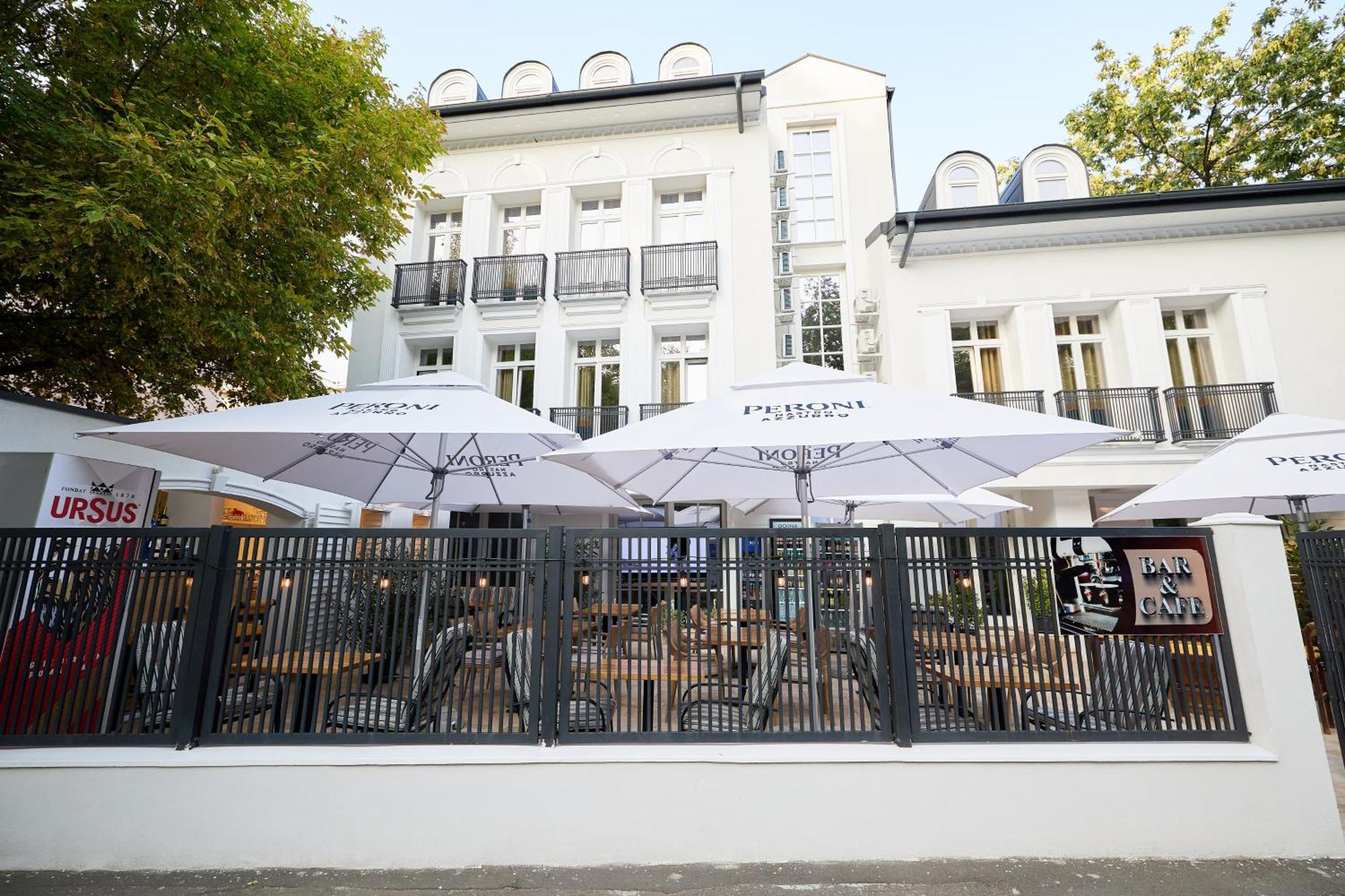 Carol Park View Hotel Bukarest Eksteriør billede