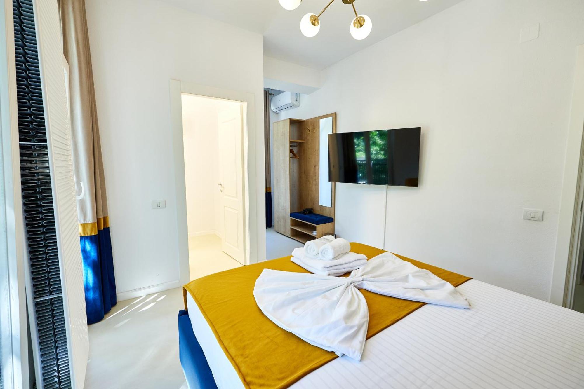 Carol Park View Hotel Bukarest Eksteriør billede